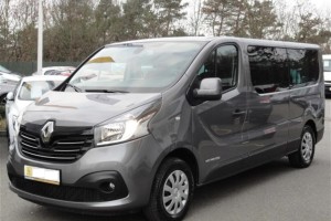 renault-trafic-passenger-LP_