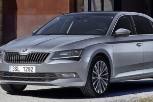 Skoda-Superb-2016-ext LF ořez