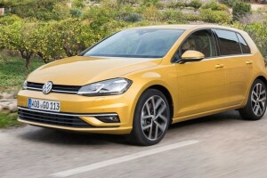 Volkswagen-Golf-2017-800-13 ořez