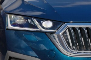 Skoda-Octavia-2020-ext lamp